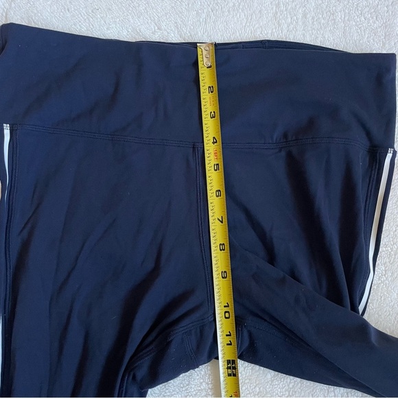 Tory Sport Navy Capri Leggings Stripes Side Size XL - Picture 10 of 11